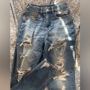 American Eagle Outfitters curvy mom jean
